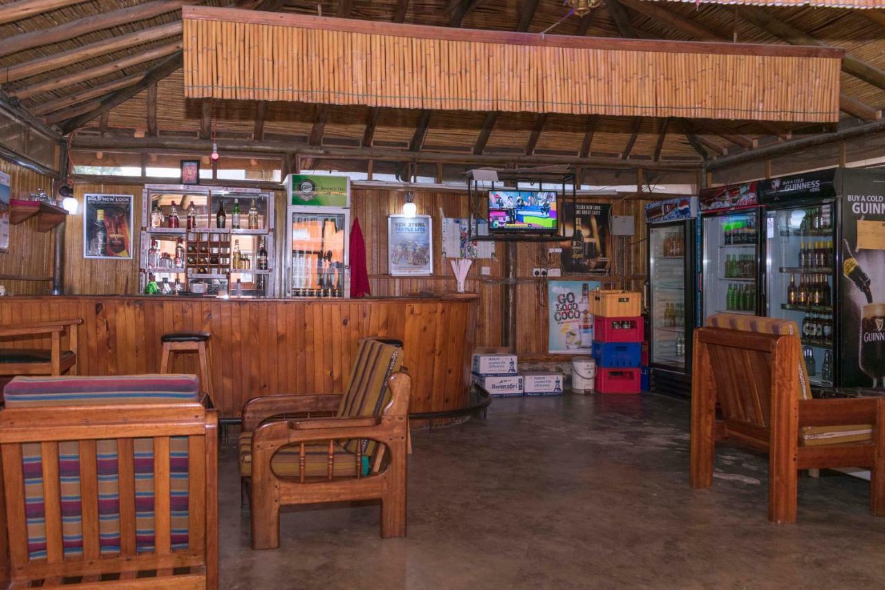 Rwenzori International Hotel Kasese Exterior photo
