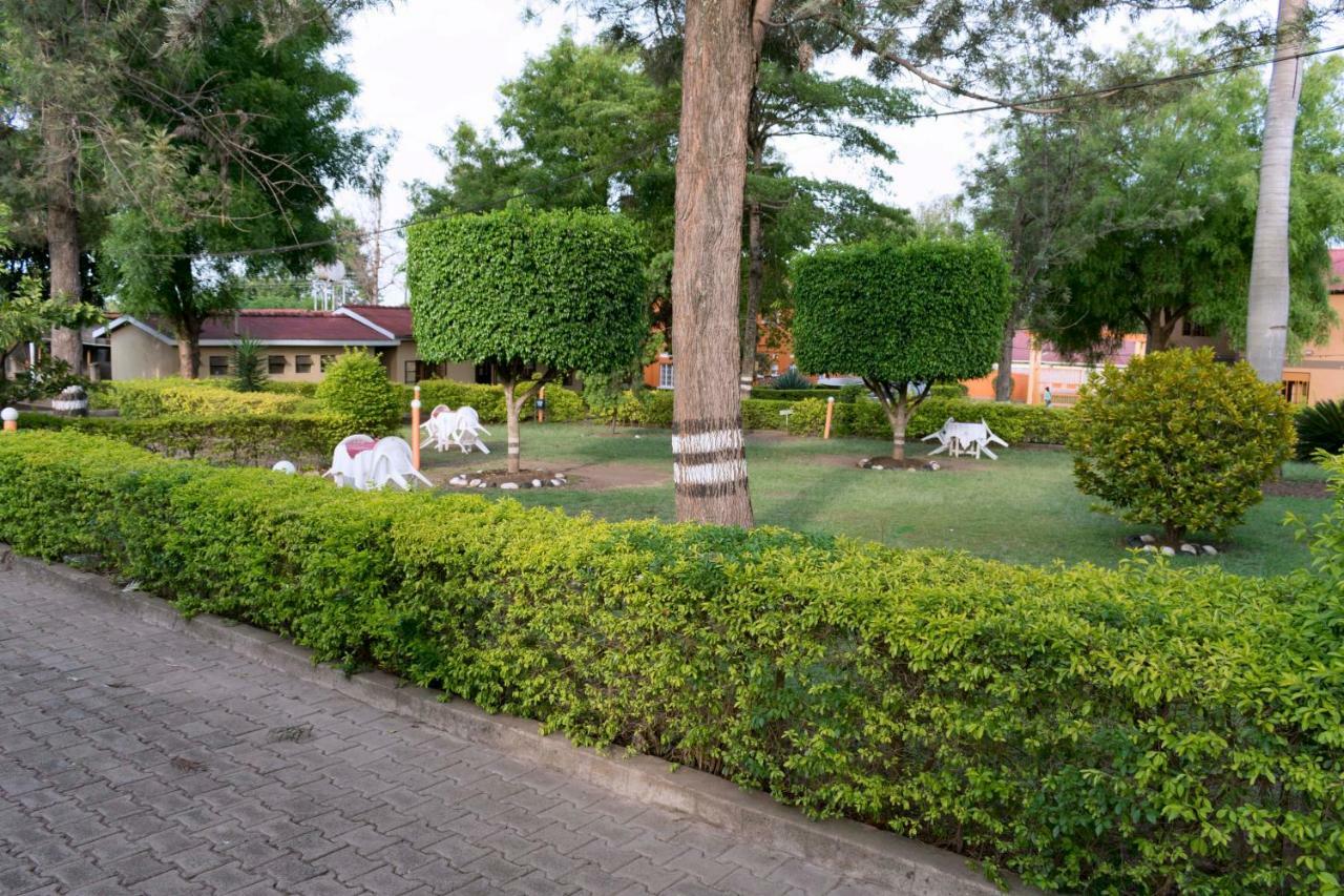 Rwenzori International Hotel Kasese Exterior photo