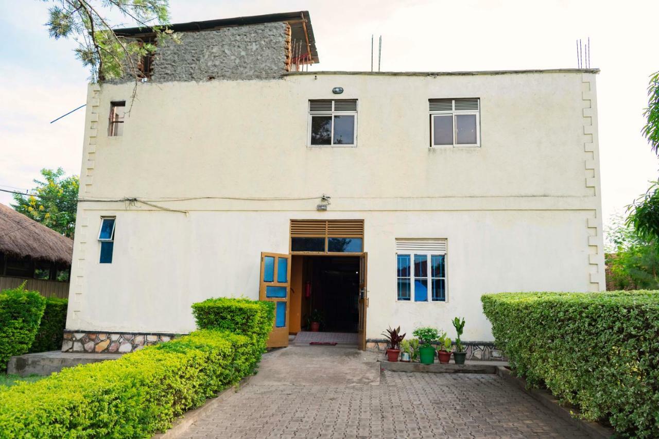 Rwenzori International Hotel Kasese Exterior photo