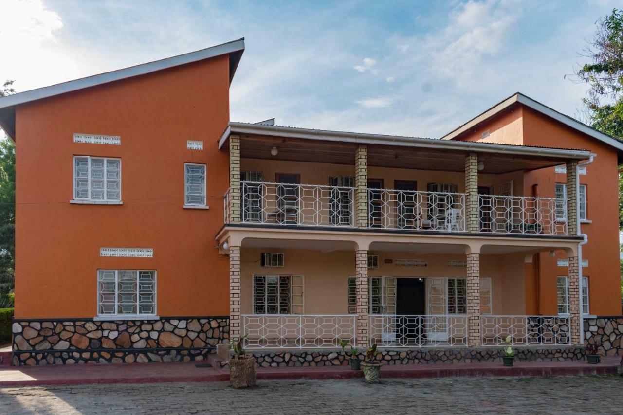 Rwenzori International Hotel Kasese Exterior photo