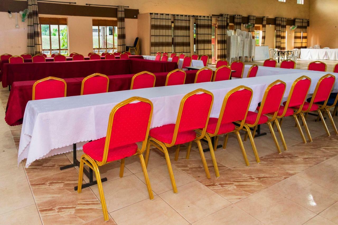 Rwenzori International Hotel Kasese Exterior photo