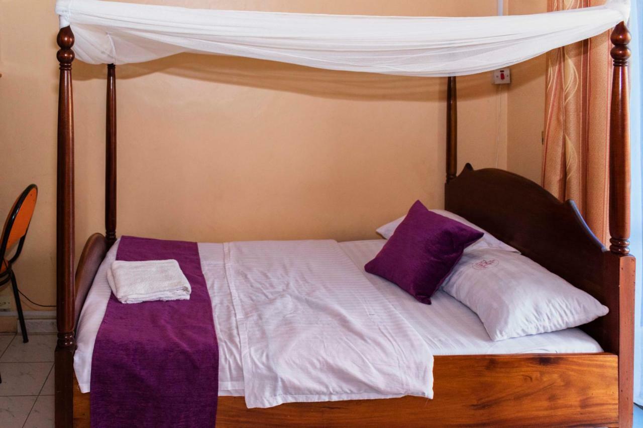 Rwenzori International Hotel Kasese Exterior photo
